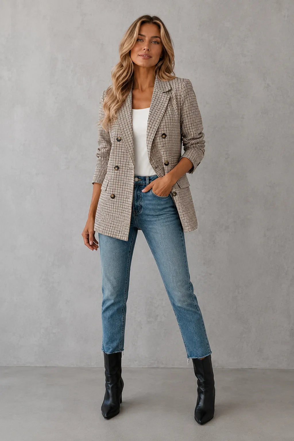 Blazer Elegante Estruturado para Mulher com Botões Duplos