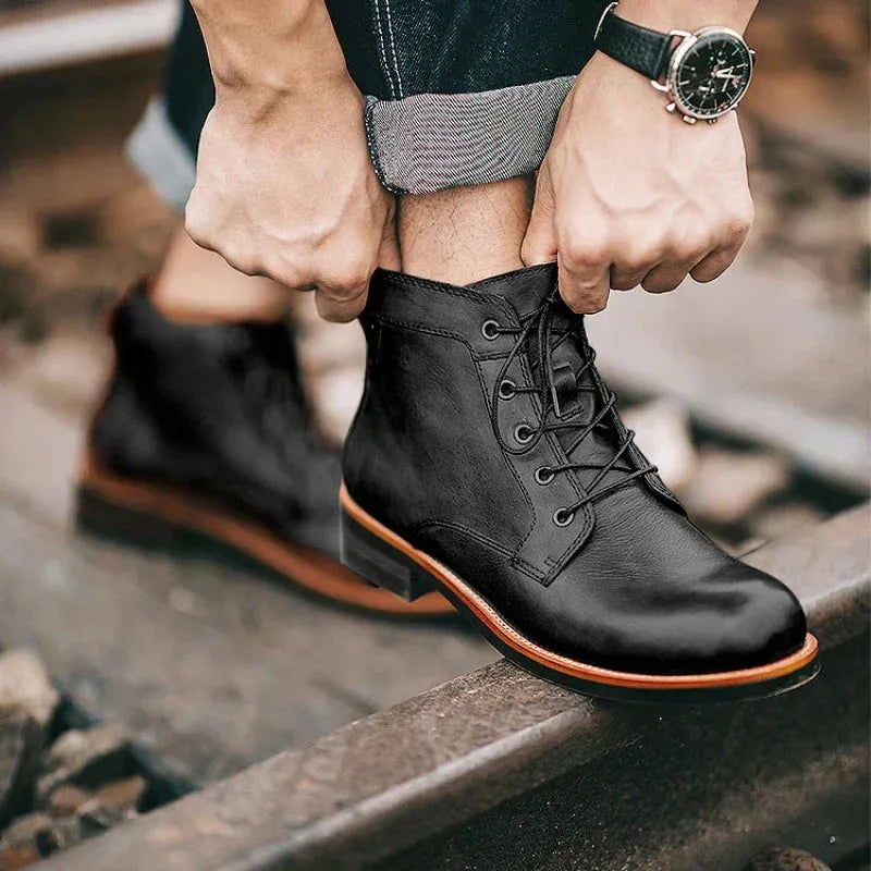 Botas Vintage Confortáveis para Homem com Atacadores