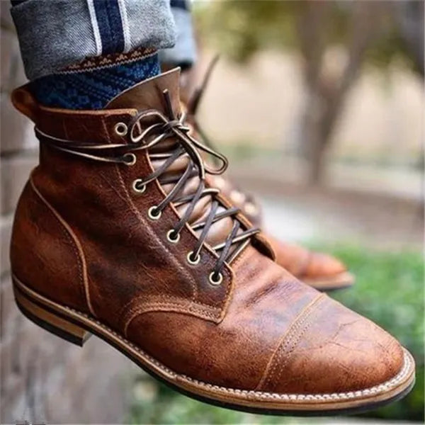 Botas de Cano Curto Clássicas para Homem com Atacadores